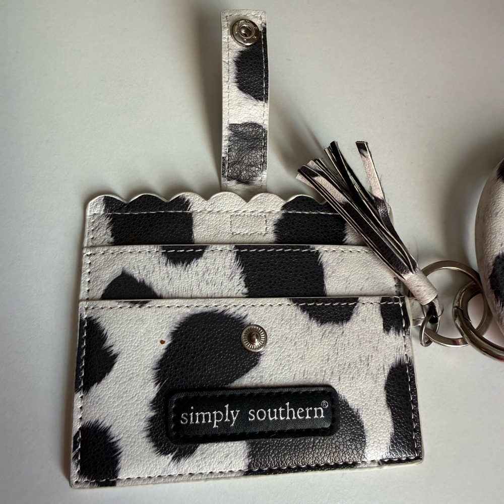 Simply Southern Black and White Cow Print Cardholder Keyring with Tassel - Picture 2 of 3